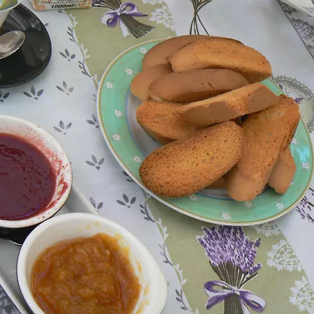 Lercari Oda ve Kahvaltı